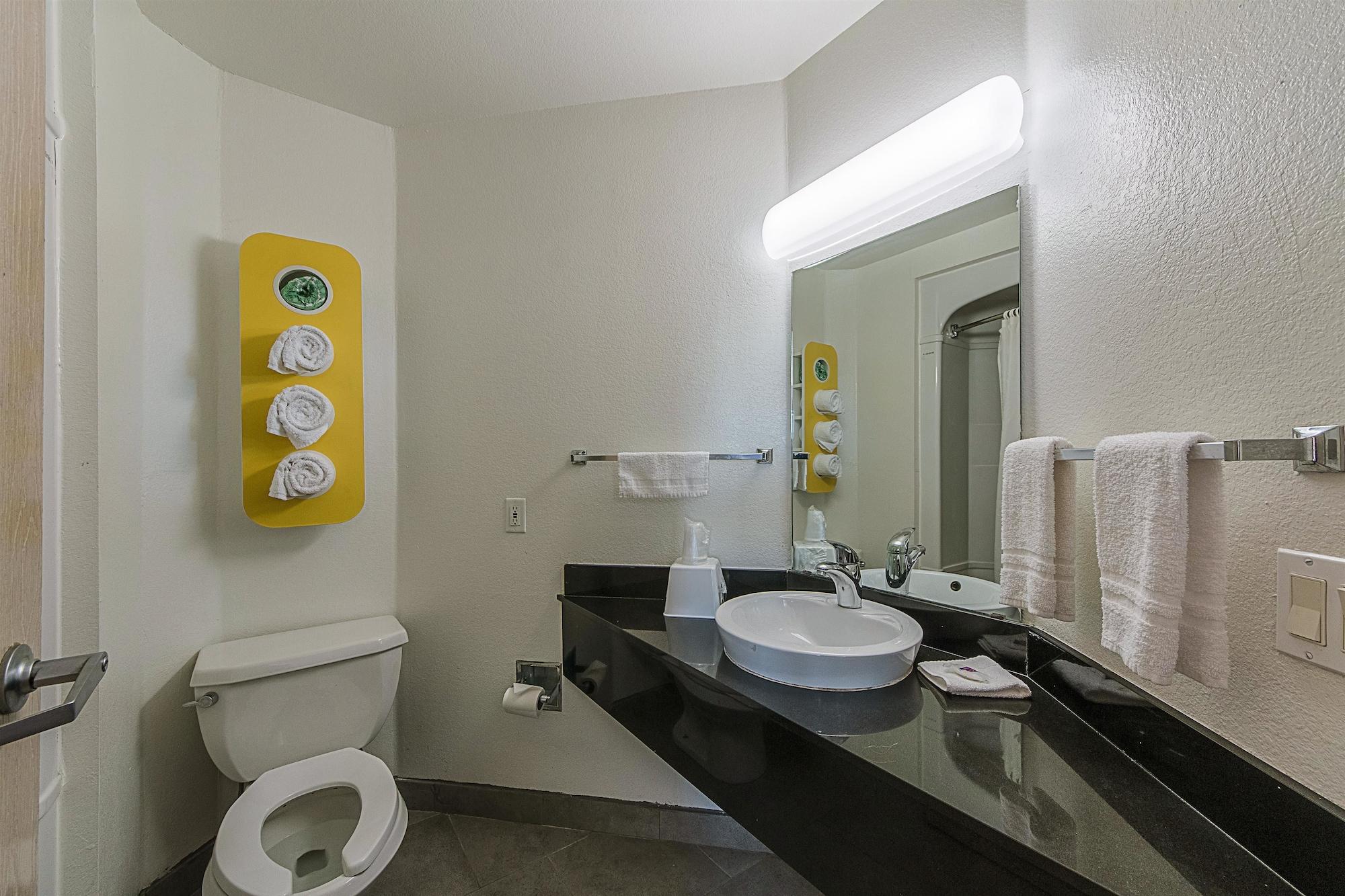Motel 6-San Antonio, Tx - Downtown - Alamo Dome Εξωτερικό φωτογραφία