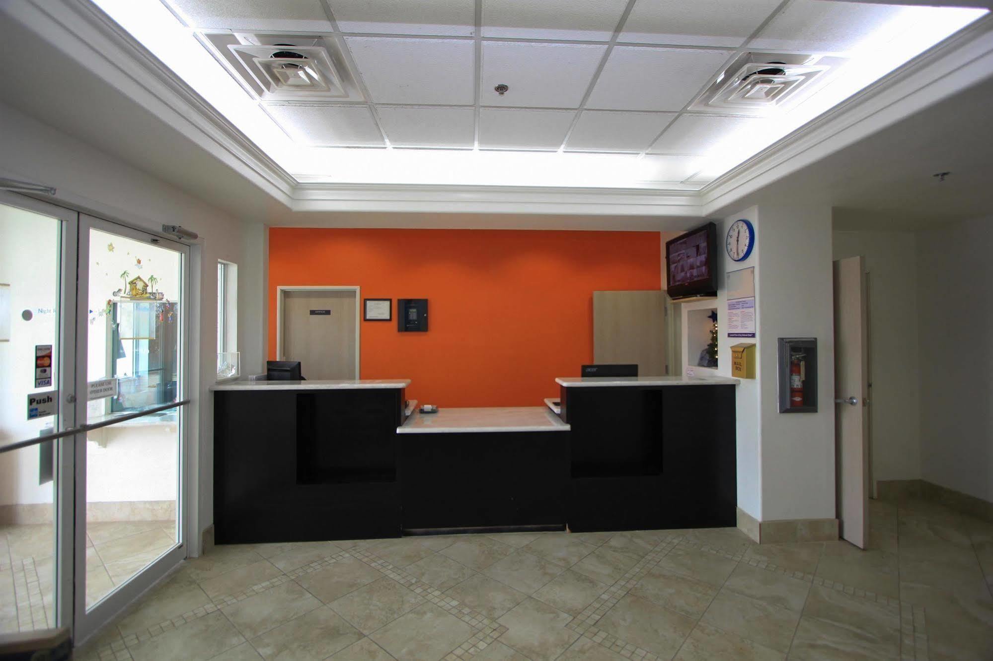 Motel 6-San Antonio, Tx - Downtown - Alamo Dome Εξωτερικό φωτογραφία