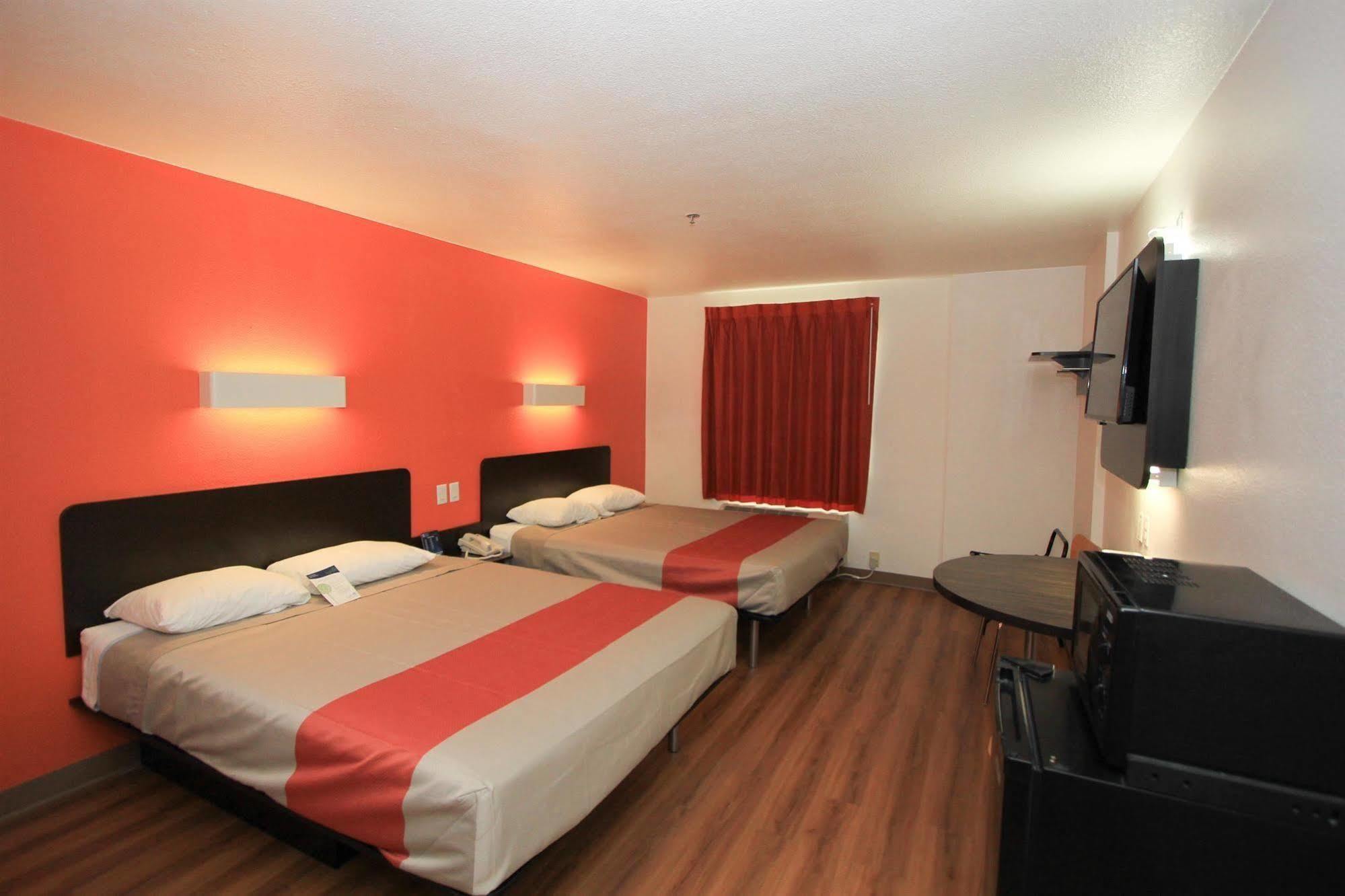 Motel 6-San Antonio, Tx - Downtown - Alamo Dome Εξωτερικό φωτογραφία
