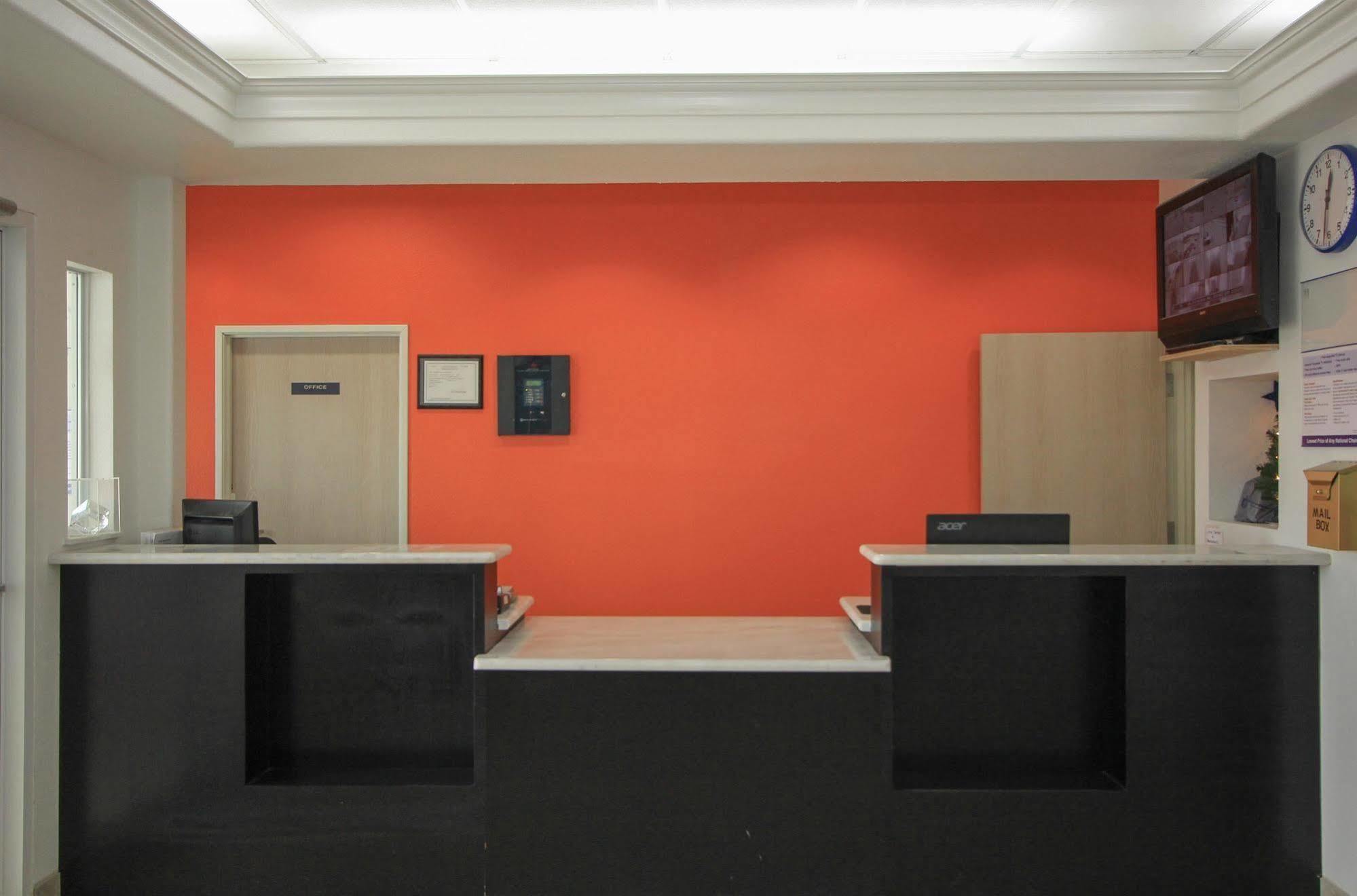 Motel 6-San Antonio, Tx - Downtown - Alamo Dome Εξωτερικό φωτογραφία
